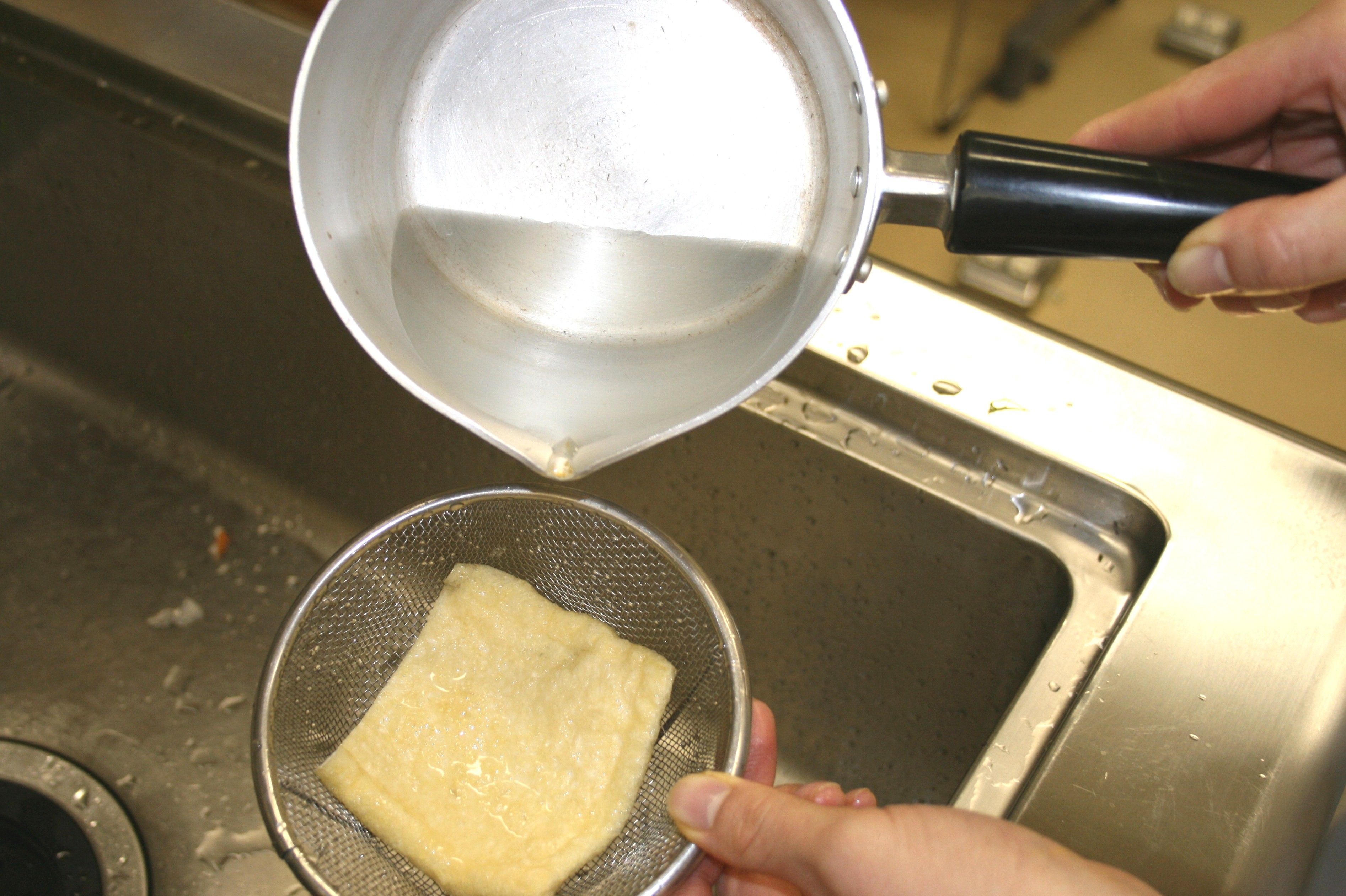 �������A�M��