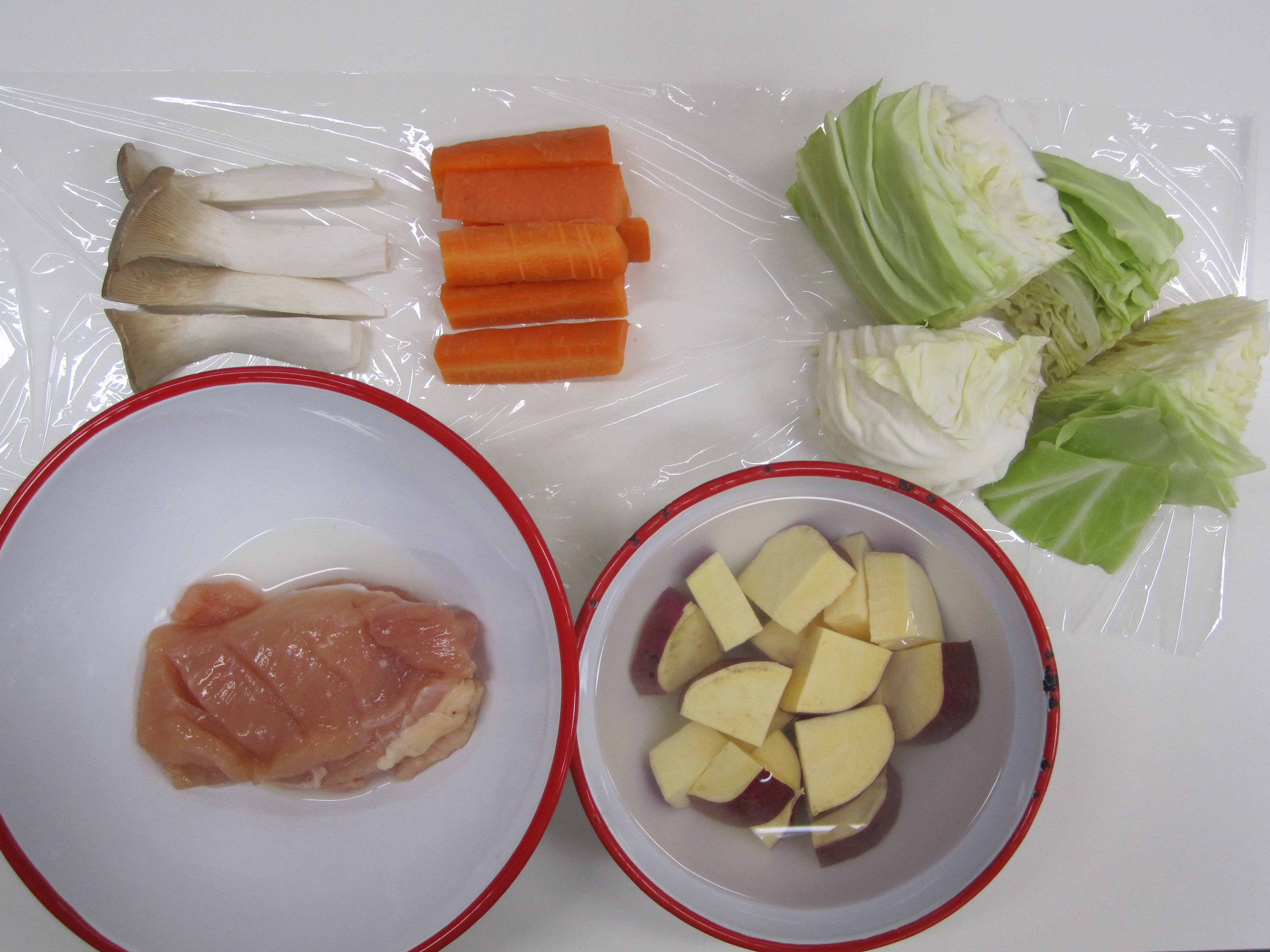 �J�b�g������؂ƌ{��